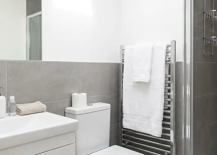 Stayzeni, Alexandra Rise Manchester Lovely 1 Bed